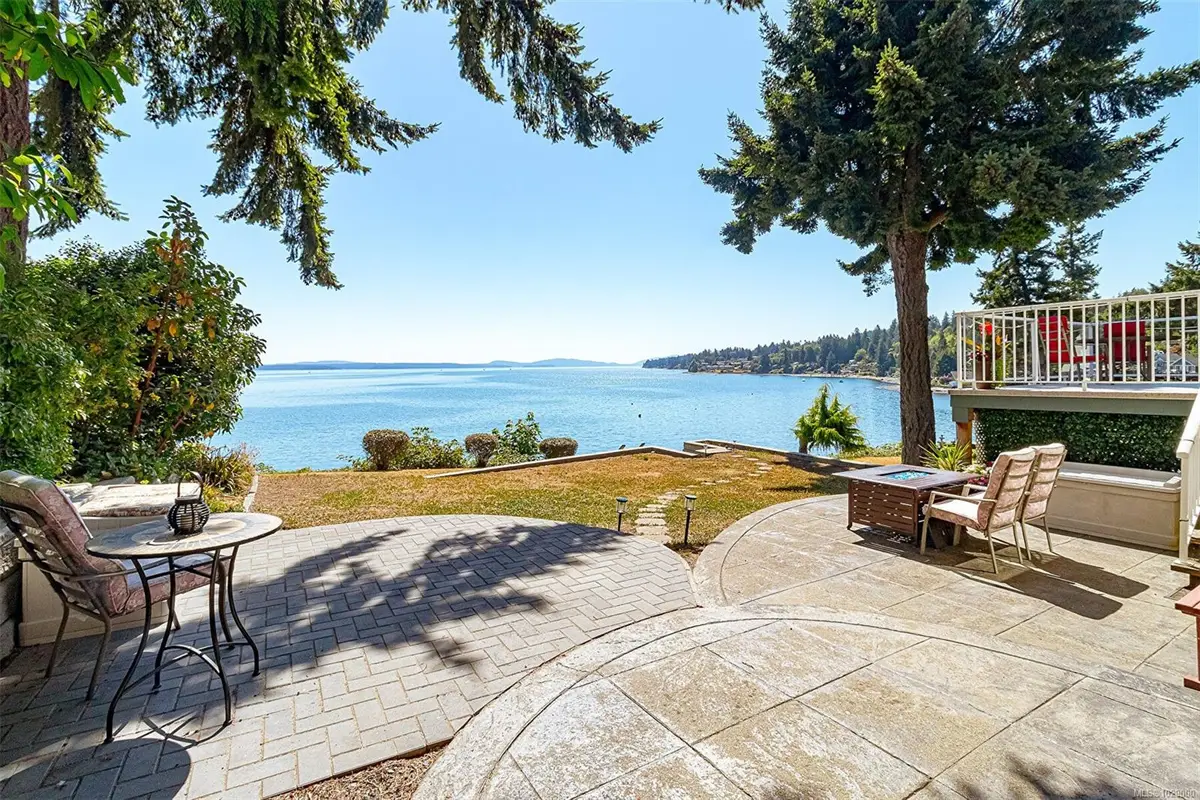 297 Gill Rd, Ladysmith BC V9G 1X9