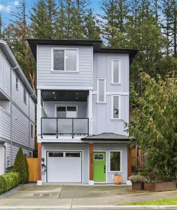 3365 Sanderling Way, Langford BC V9C 0M8 - 3 bed, 4 bath in Langford