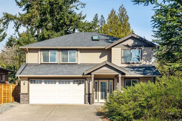 3930 Wellesley Ave, Nanaimo BC V9T 2B1 - 5 bed, 3 bath in Nanaimo