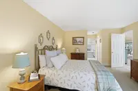 View 32