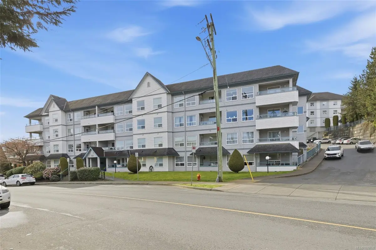 1631 Dufferin Cres #410, Nanaimo BC V9S 5T4