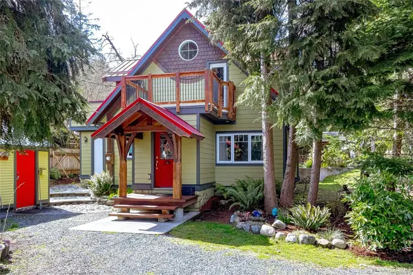 5832 Banks Rd, Duncan BC V9L 1L2