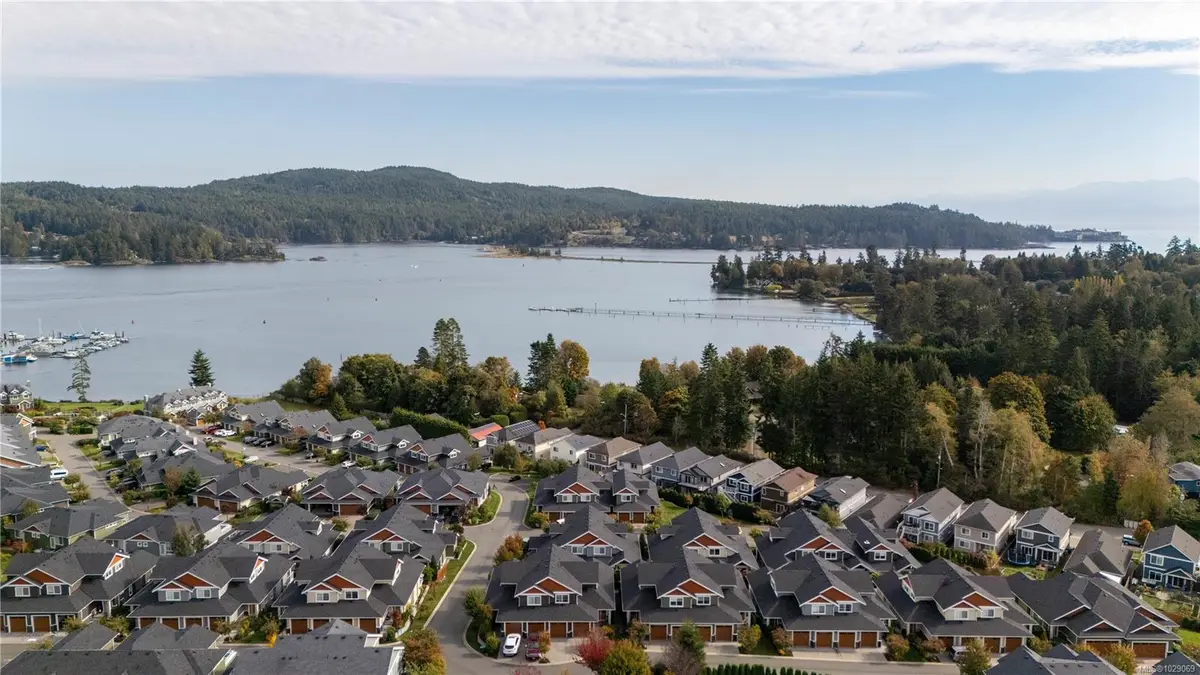 6995 Nordin Rd # 256, Sooke BC V9Z 1L4