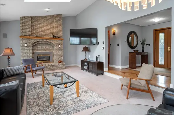 1755 Passage View Dr, Campbell River BC V9W 6L2 - 3 bed, 4 bath in Campbell River