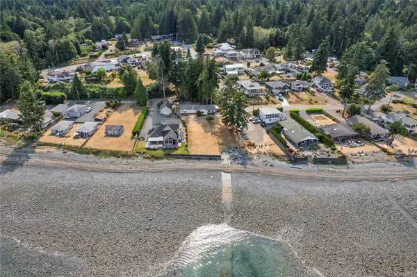 35 Bowser Rd, Bowser BC V0R 1G0 - 2 bed, 2.0 bath in Bowser