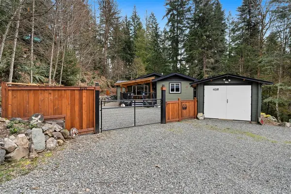 9205 Nighthawk Rd, Lake Cowichan BC V0R 2G0 - 2 bed, 2 bath in Lake Cowichan