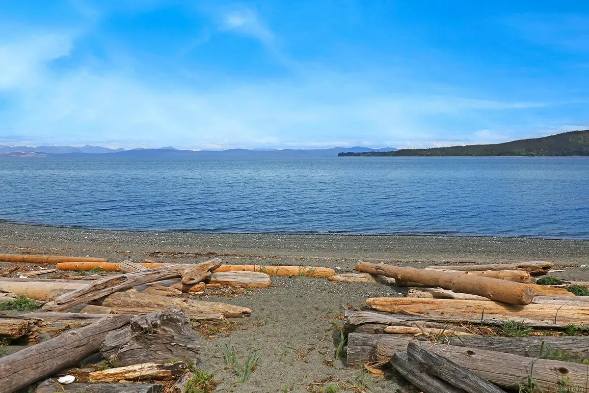 1550 Dalziel Rd, Denman Island BC V0R 1T0