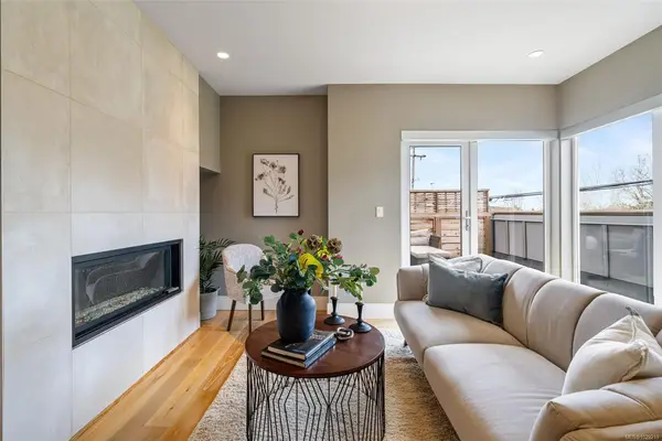 4343 TYNDALL Ave # 104, Saanich BC V8N 3R9