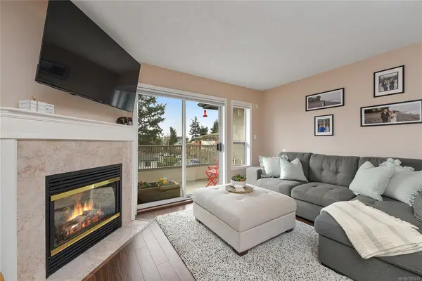 9945 Fifth St # 302, Sidney BC V8L 5L8 - 2 bed, 2 bath in Sidney