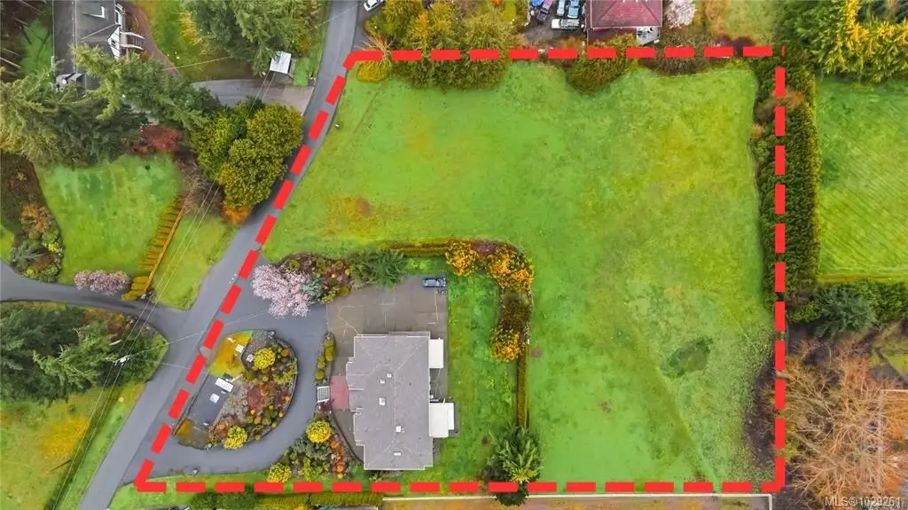 5549 Alderley Rd, Saanich BC V8Y 1Y2