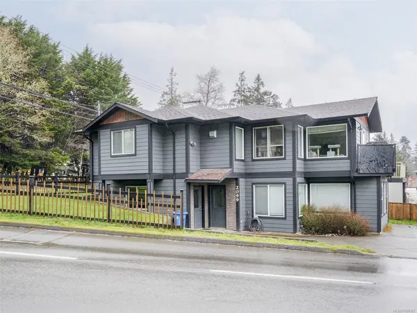 2099 Maple Ave S, Sooke BC V9Z 0N8 - 4 bed, 4 bath in Sooke