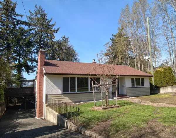 3510 Richmond Rd, Saanich BC V8P 4P8