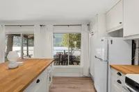 View 16