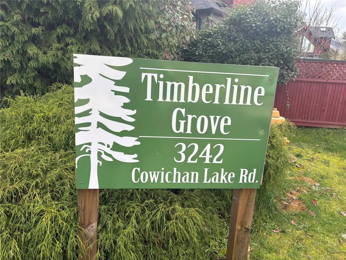 3242 Cowichan Lake Rd # 5, Duncan BC V9L 3R6