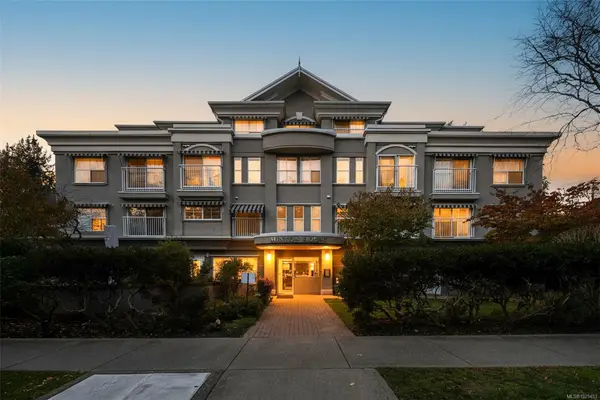 1070 Southgate St # 308, Victoria BC V8V 2Z2 - 1 bed, 1 bath in Victoria