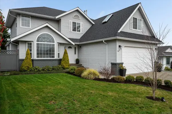 611 Ermineskin Ave, Parksville BC V9P 2S1 - 4 bed, 3 bath in Parksville