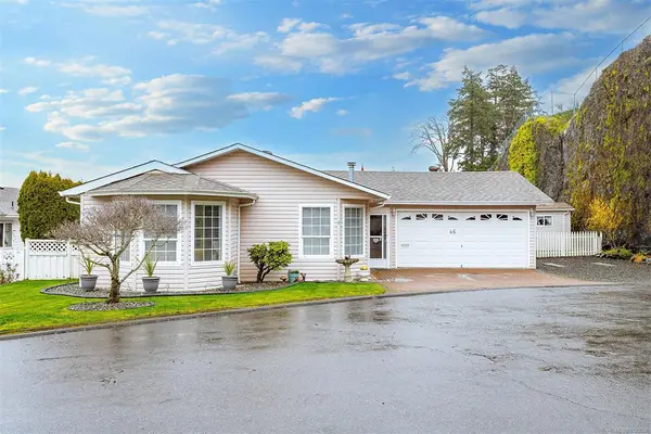 46 Eagle Lane, View Royal BC V9A 7M2 - 2 bed, 2 bath in View Royal