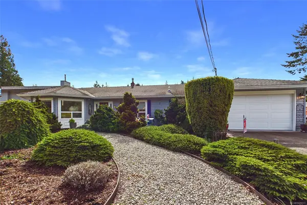 616 Tyee Cres, Qualicum Beach BC V9K 1B1