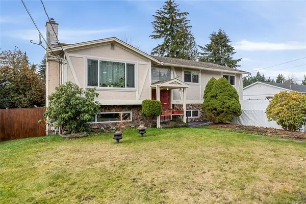 2155 Piercy Ave, Courtenay BC V9N 3G7 - 4 bed, 2 bath in Courtenay