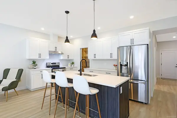 1505 Croation Rd # 13, Campbell River BC V9W 3T4 - 3 bed, 2 bath in Campbell River