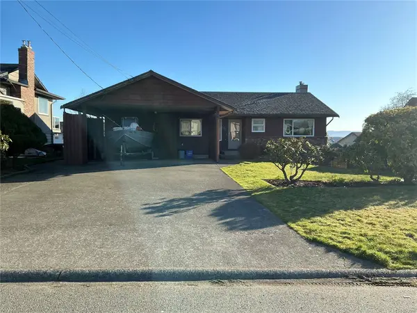 535 Birch St S, Campbell River BC V9W 6A7 - 4 bed, 3 bath in Campbell River