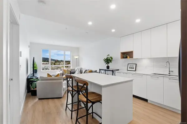 940 Reunion Ave # 410, Langford BC V9B 0W6 - 1 bed, 1 bath in Langford