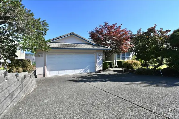 730 Nelson Rd, Campbell River BC V9H 1S1 - 4 bed, 5 bath in Campbell River