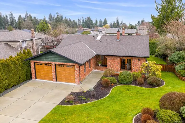 1891 Whistler Way, Campbell River BC V9W 6R1 - 3 bed, 2 bath in Campbell River