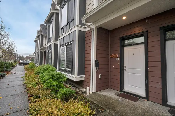 796 Island Hwy S # 4, Campbell River BC V9W 1A6 - 3 bed, 3 bath in Campbell River