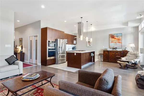 10 Chapel St # 403, Nanaimo BC V9R 5H2 - 2 bed, 2 bath in Nanaimo