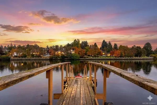 1178 Rhoda Lane, Esquimalt BC V9A 4H2