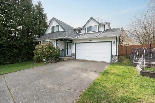 2201 Tara Pl, Sooke BC V9Z 0H6 - 4 bed, 3 bath in Sooke