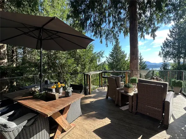 182 Devine Dr, Salt Spring BC V8K 2H5