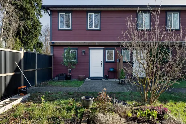 581 Dogwood St # 6, Campbell River BC V9W 2Y4 - 2 bed, 2 bath in Campbell River