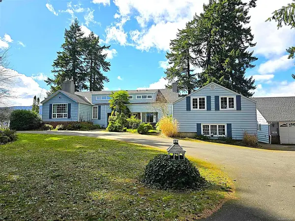 3910 3rd Ave, Port Alberni BC V9Y 4G2 - 5 bed, 6 bath in Port Alberni