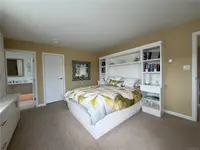 View 32