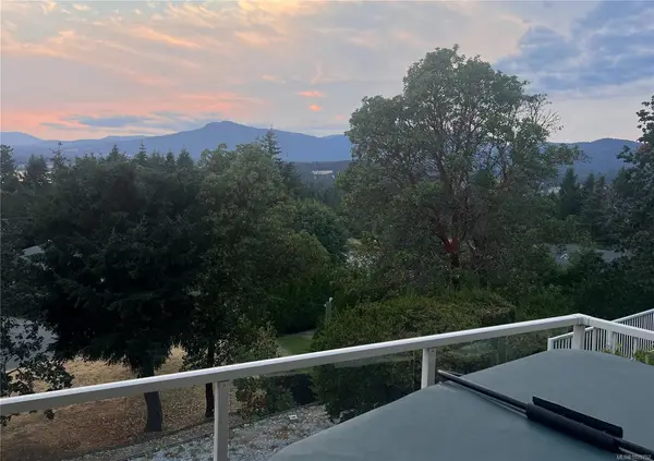 1142 Kathleen Dr, Duncan BC V9L 5S4 - 5 bed, 3 bath in Duncan