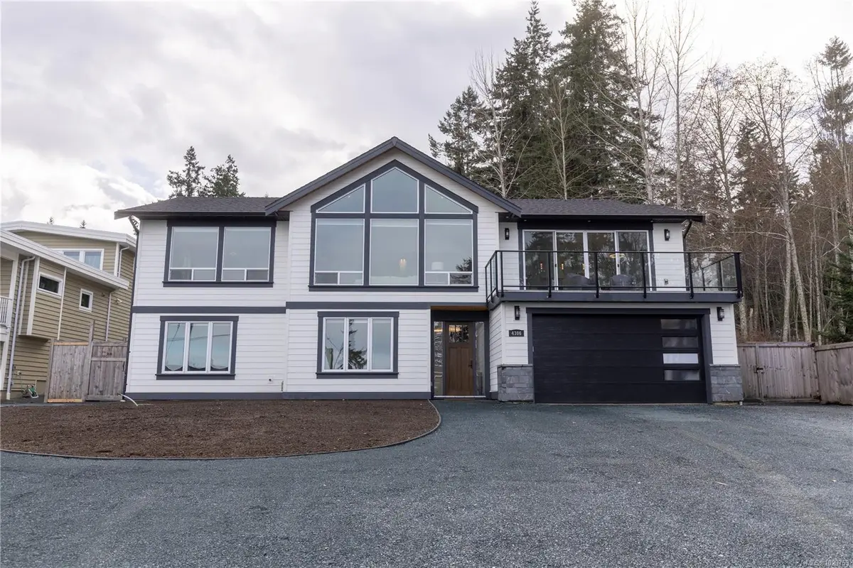 4306 Eva Rd, Bowser BC V0R 1G0