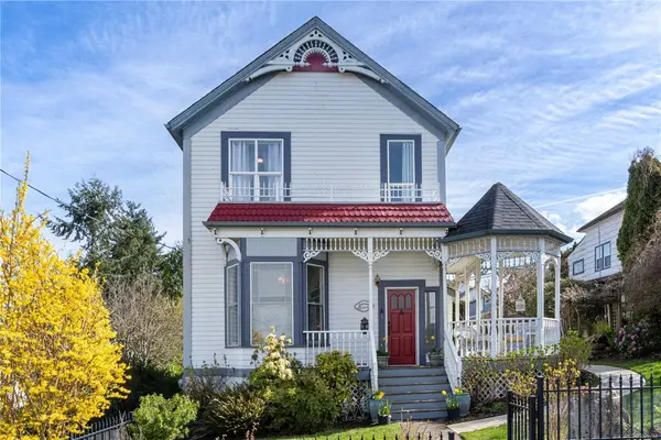 25 White St, Ladysmith BC V9G 1B3