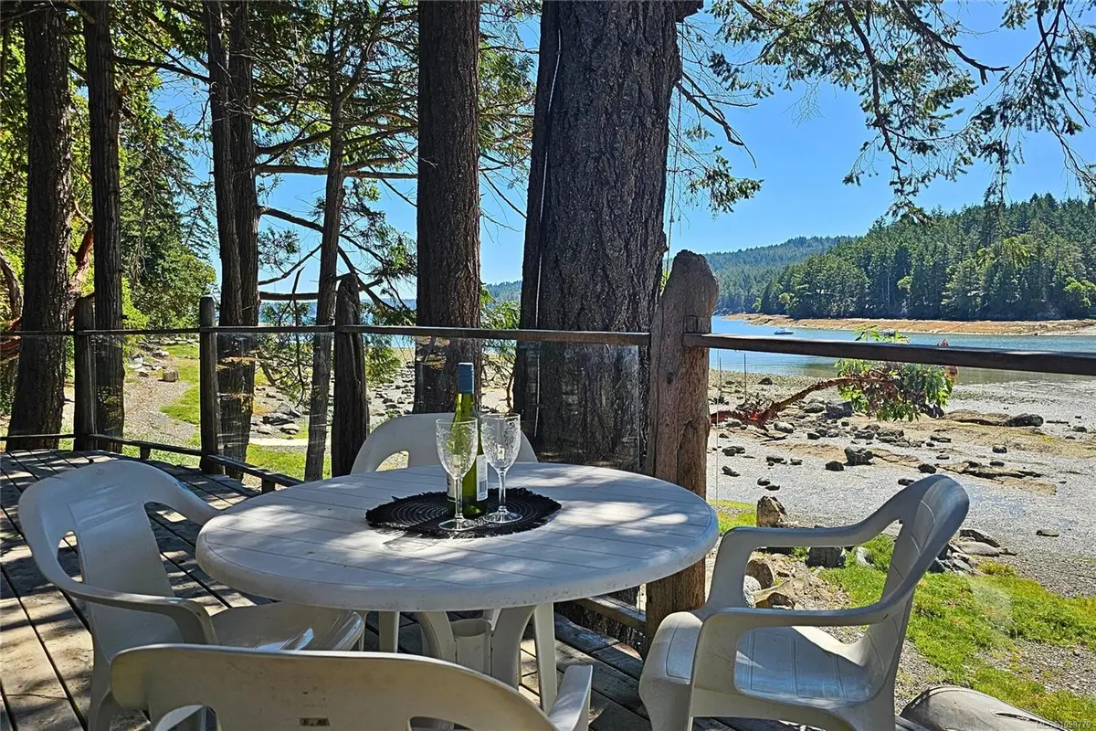 Lot 4 Maple Bay Rd, Lasqueti Island BC V0R 2J0