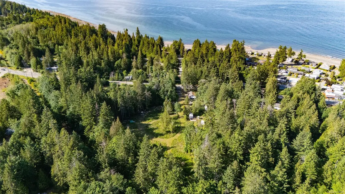 Lot B Island Hwy W, Bowser BC V0R 1G0