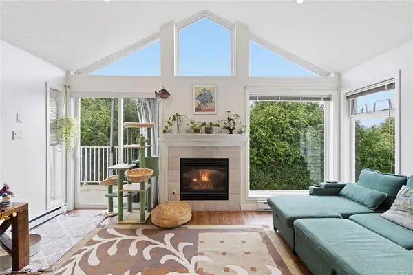 571 Bradley St # 9, Nanaimo BC V9S 1B9 - 2 bed, 2 bath in Nanaimo