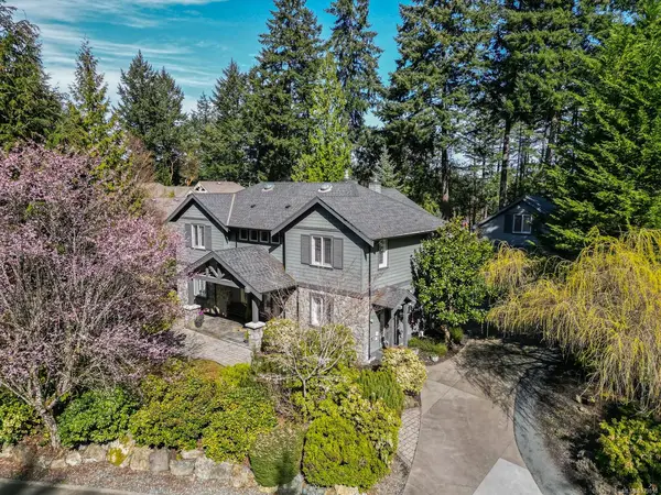 1054 River Rd, Highlands BC V9B 6K2 - 5 bed, 4.0 bath in Highlands