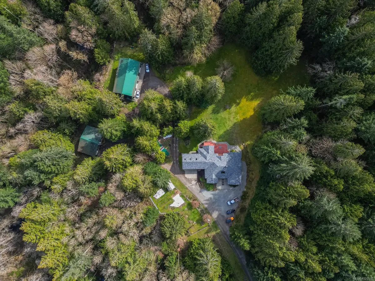 3105 Cameron-Taggart Rd, Cobble Hill BC V8H 0B6