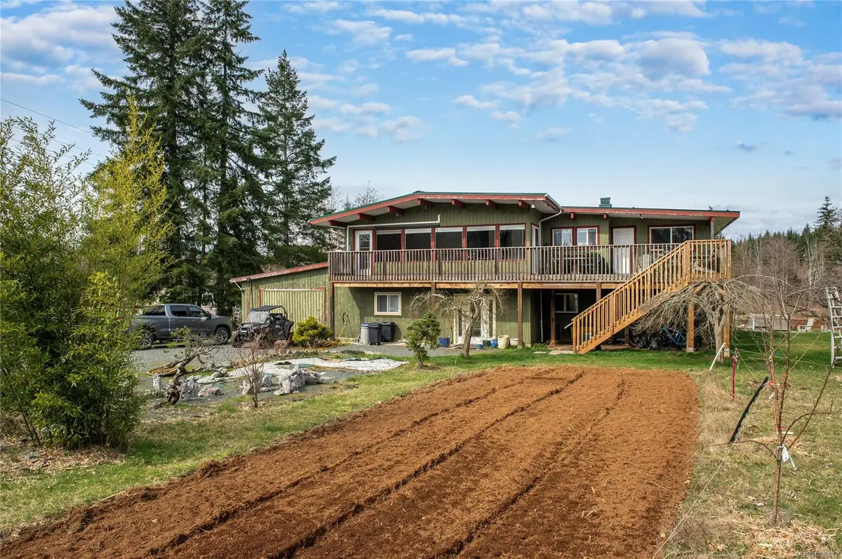 4010 Deerfield Rd, Campbell River BC V9H 1B2