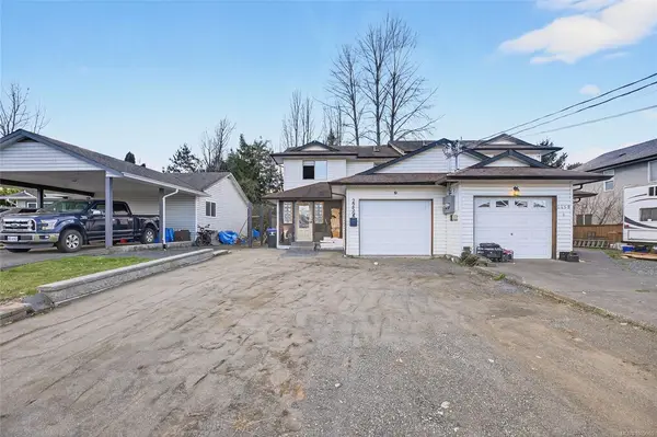 2259 Urquhart Ave # A, Courtenay BC V9N 7S6