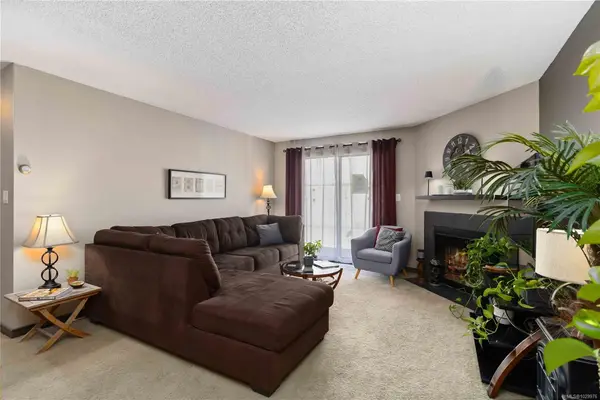 3255 Glasgow Ave # 314, Saanich BC V8X 4S4 - 2 bed, 1 bath in Saanich