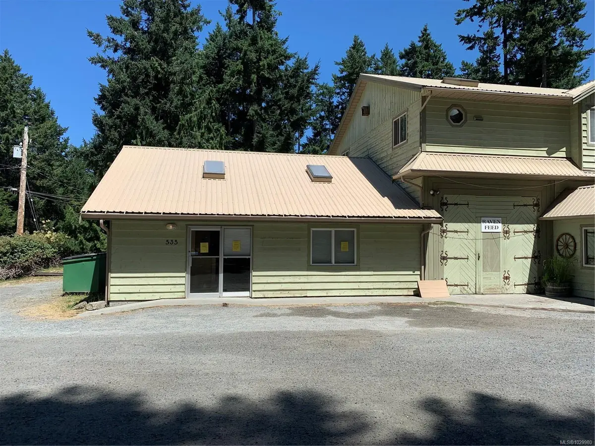 535 North Rd # A, Gabriola Island BC V0R 1X0