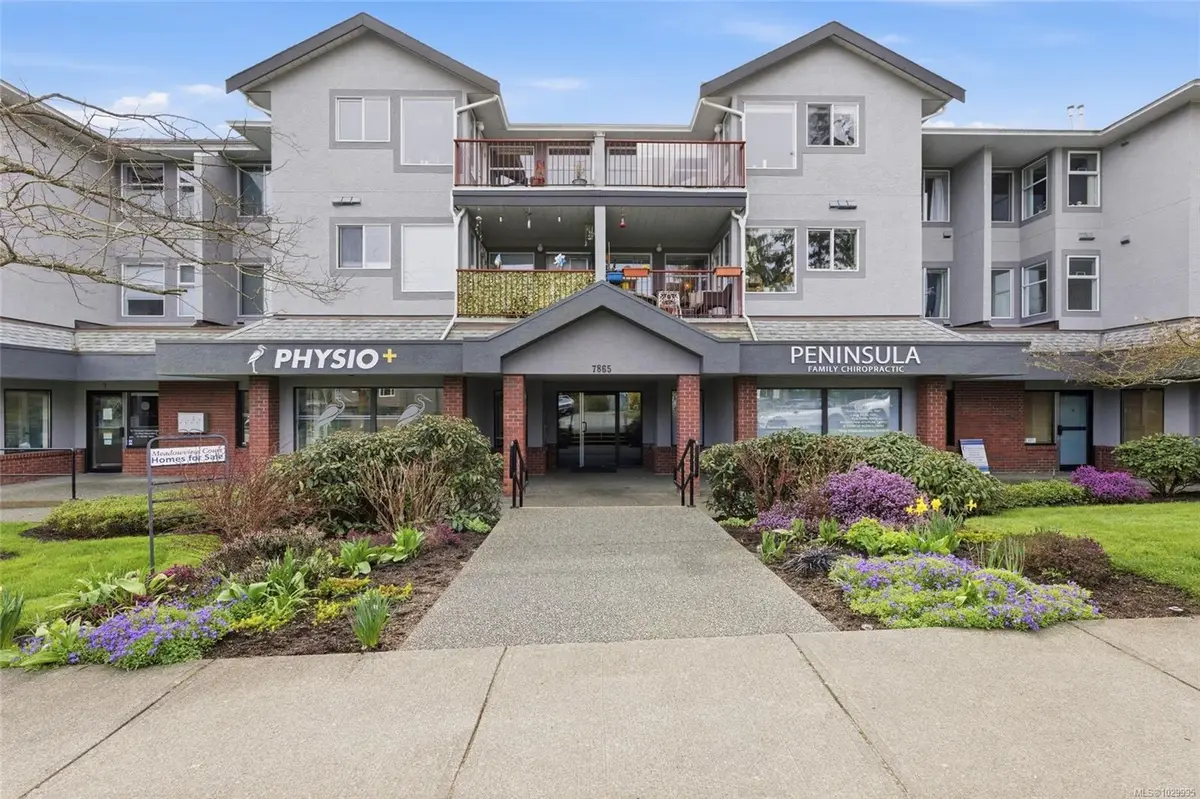 7865 Patterson Rd #207, Central Saanich BC V8M 2C7
