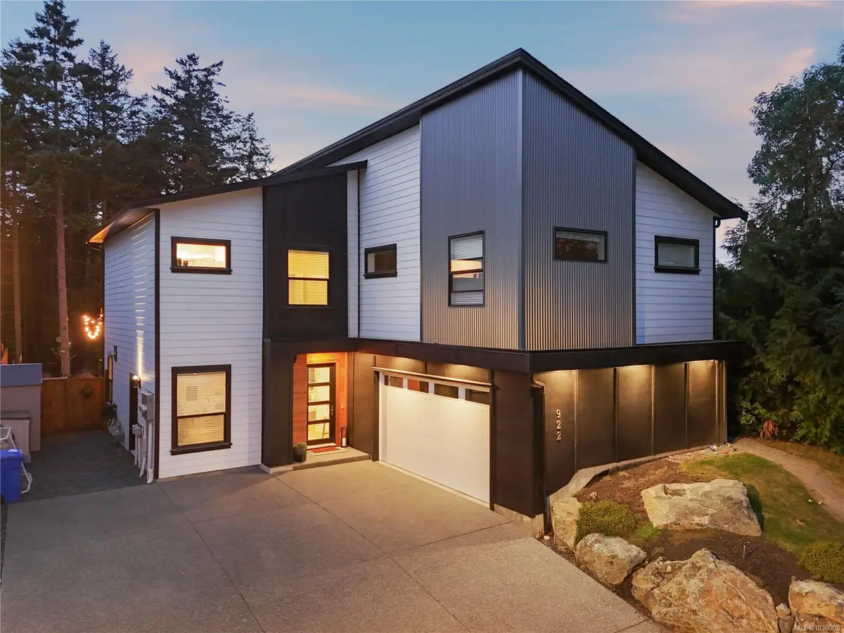 922 Greystone Pl, Langford BC V9C 0N8